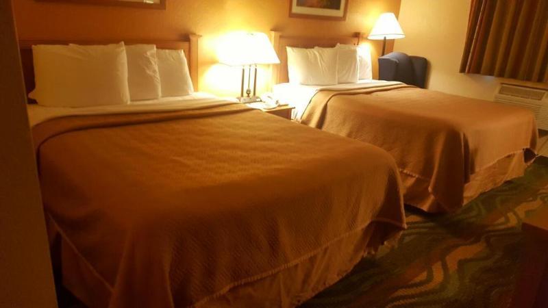 Travelodge By Wyndham Muskegon Εξωτερικό φωτογραφία